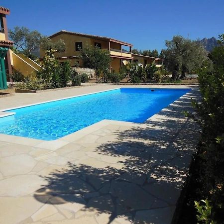 Appartamento In Splendido E Riservato Villaggio, Marina Di Tertenìa Екстериор снимка