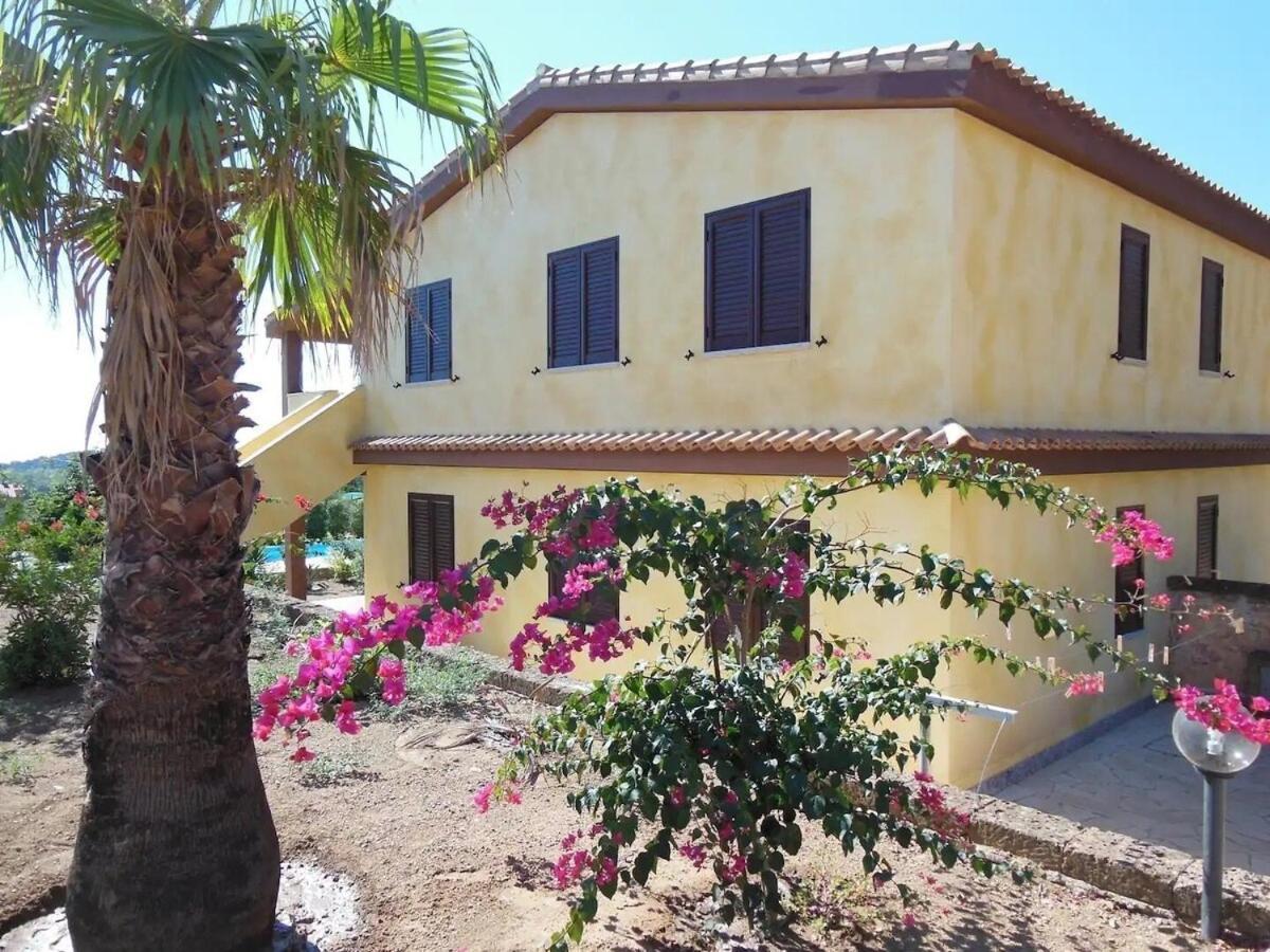 Appartamento In Splendido E Riservato Villaggio, Marina Di Tertenìa Екстериор снимка