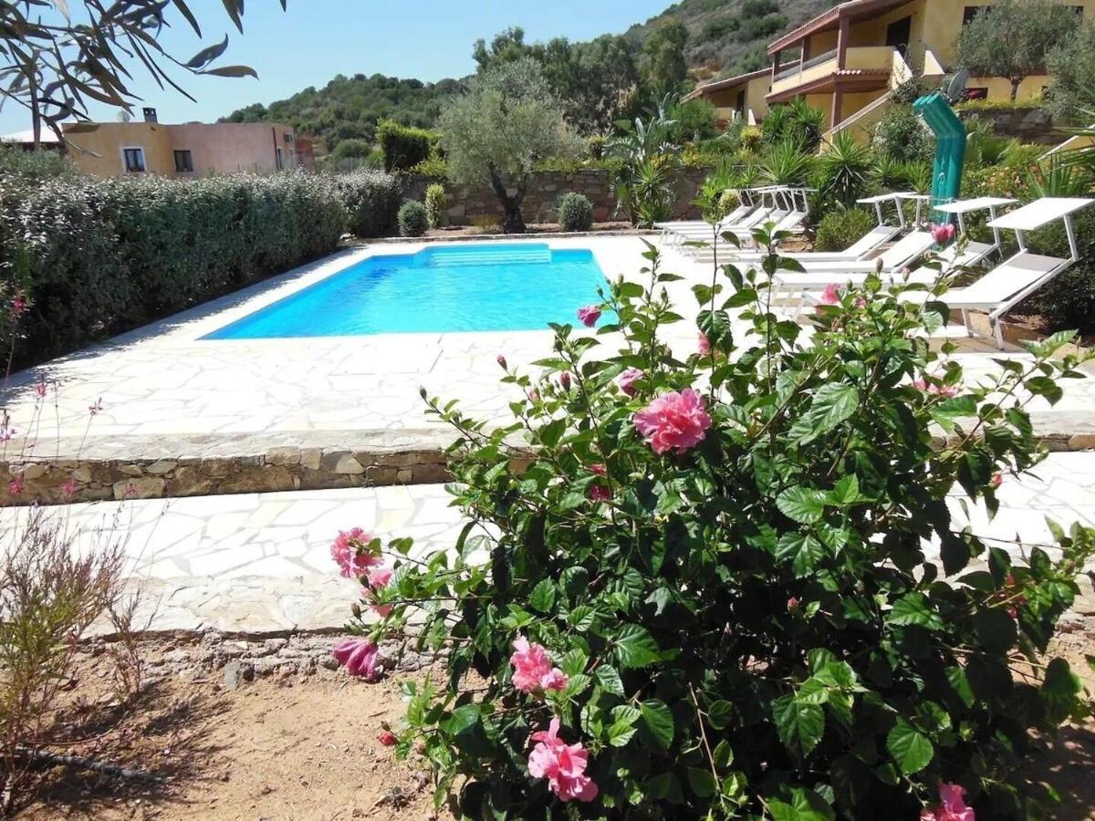 Appartamento In Splendido E Riservato Villaggio, Marina Di Tertenìa Екстериор снимка