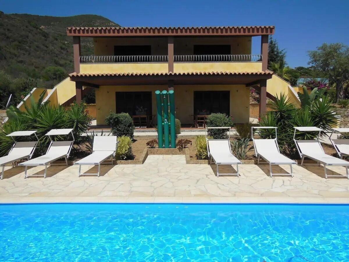 Appartamento In Splendido E Riservato Villaggio, Marina Di Tertenìa Екстериор снимка